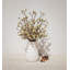 Arrangement de fleurs de cerisier dans un vase