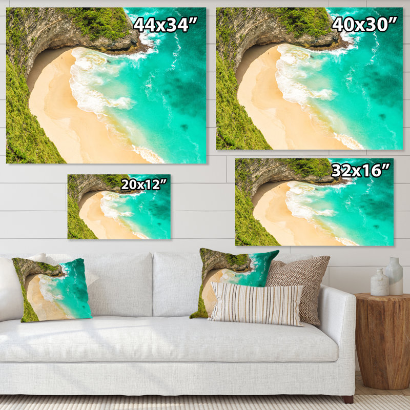 Vue aérienne de la plage tropicale turquoise III - reproduction sur toile, H 24 po x l 32 po, Toile tendue