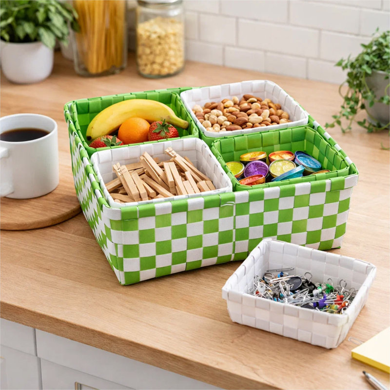 Bac de rangement en plastique