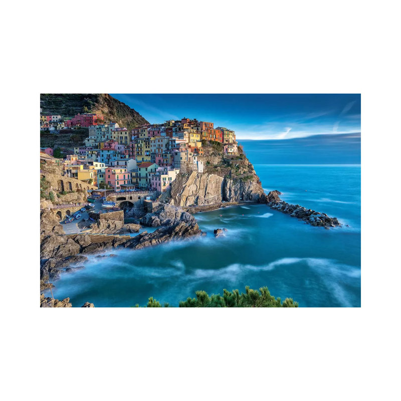«Manarola Italy Memories» par Marco Carmassi - reproduction de photo, Toile tendue, H 32 po x l 48 po x 1,5 po
