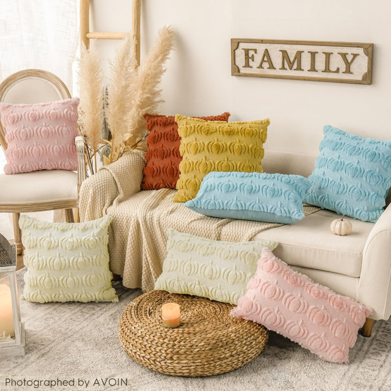 Housses de coussin décoratives automnales jaune caramel et beige, 45 x 45 cm, douces et moelleuses, en fausse fourrure jacquard, pour canapé ou fauteuil (lot de 4).
