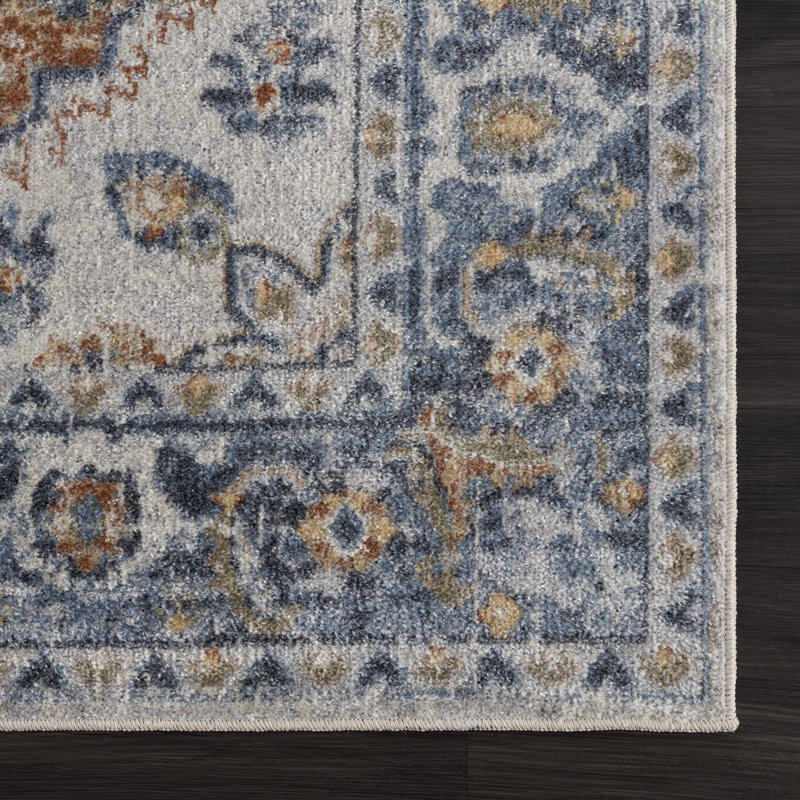 Eriyana Oriental Indoor Rug, Runner 2'7" x 7'3"