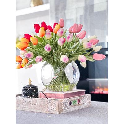Arrangement floral moderne 60 tulipes