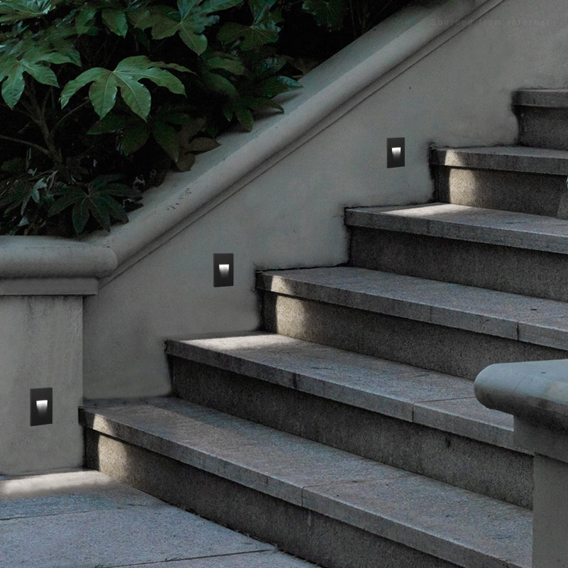 Essential Vertical LED Step Light, Dimmable Anti-Glare Stair and Deck Light, Oil Rubbed Bronze, Oil Rubbed Bronze