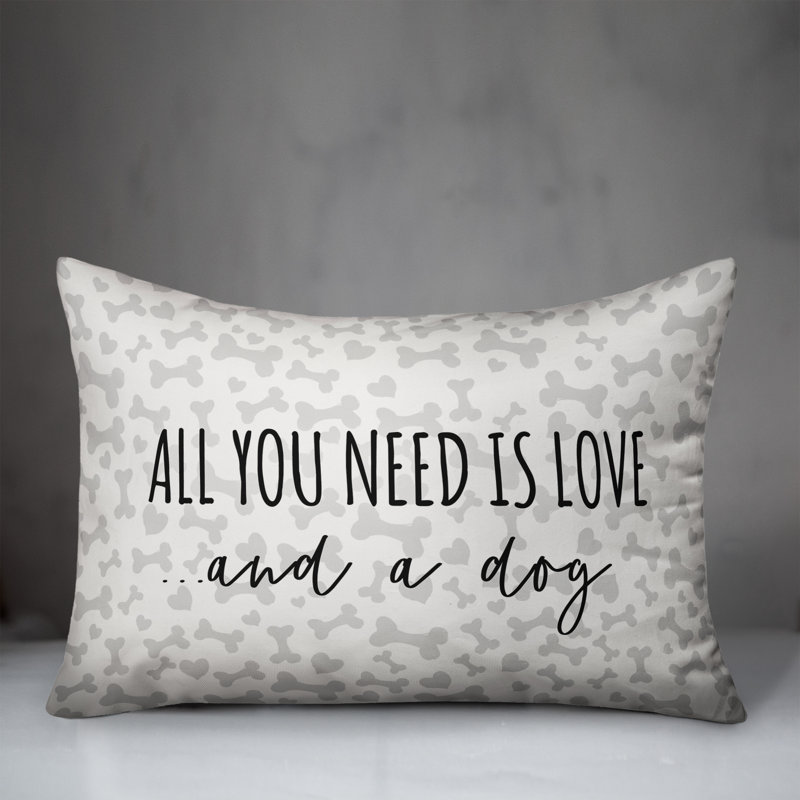  Tout ce dont vous avez besoin, c'est d'un coussin lombaire Love and a Dog