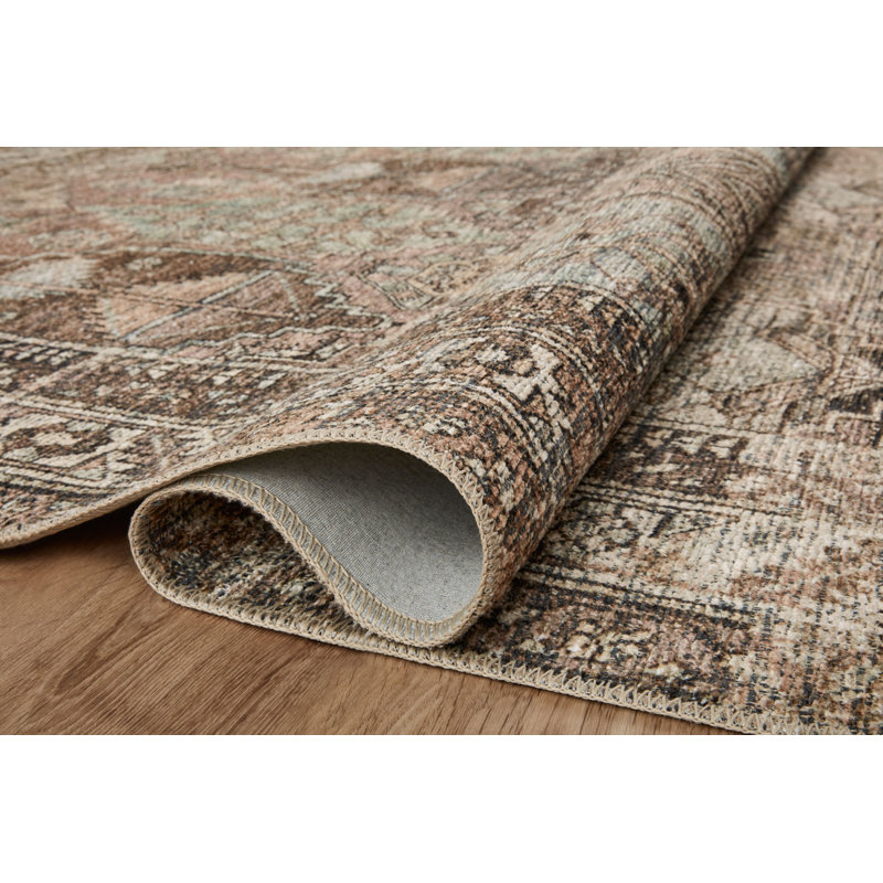 Billie Clay and Sage Distressed Synthetic Area Rug 2'3" x 3'9"
