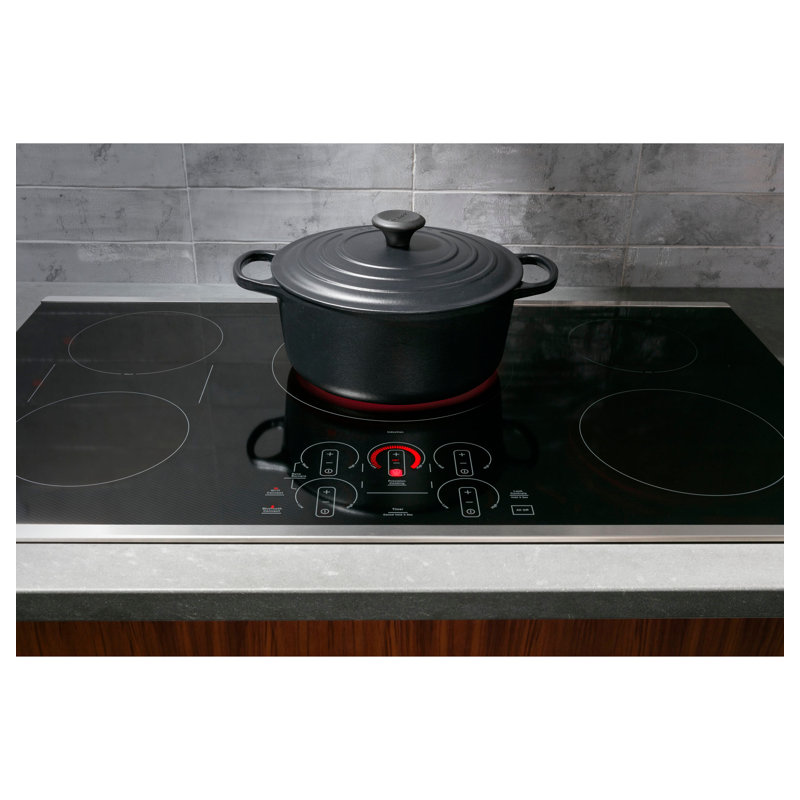 Induction Cooktop with 4 Elements, Stainless Steel