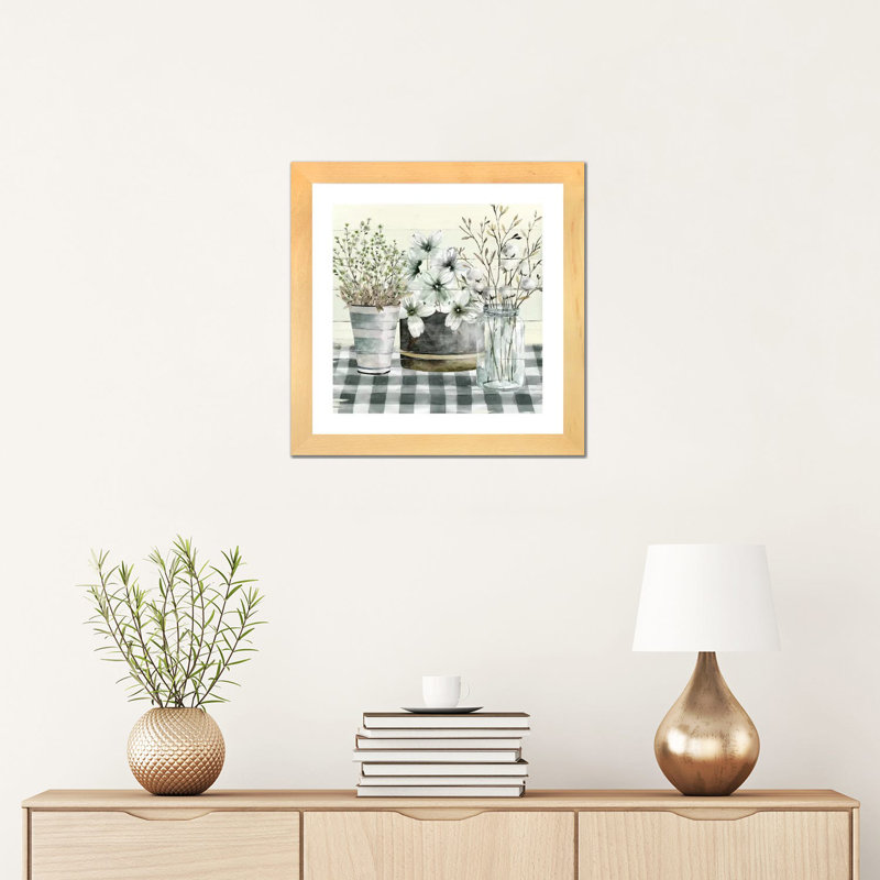 « Spring Gingham II » par Carol Robinson, reproduction d’art, Toile avec cadre en bois beige, Blanc