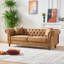 Ensemble de canapé Chesterfield à trois places et deux places avec revêtement en tissu High-Tech, accoudoirs roulés, design moderne Mid-Century et structure en bois durable pour le salon ou le bureau.