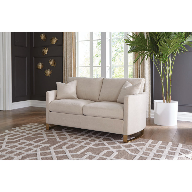 Causeuse 69 po avec accoudoirs carrés et coussins réversibles en chenille