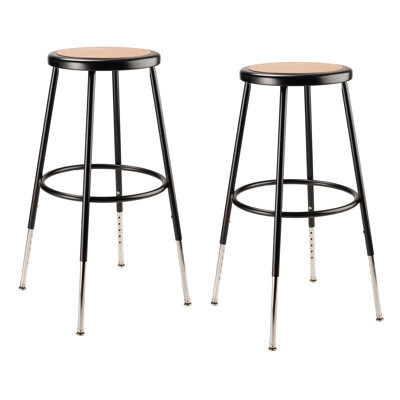Tabouret de laboratoire à hauteur ajustable