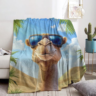 Funny Camel Blanket Soft Cozy Throw Blanket for Adults Women - Warm Yet Lightweight Flannel Blankets for Travel, Couch, Bed, Fuzzy Outdoor Comfort Wrap 60"×50"