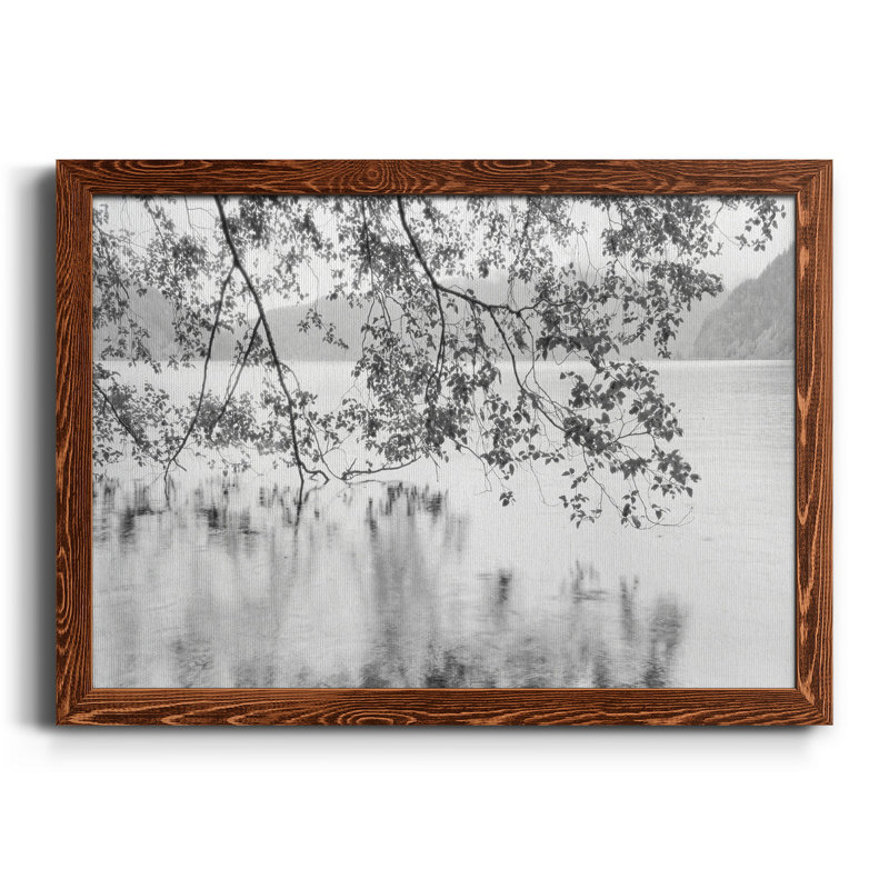 Lake Crescent - Toile encadrée de qualité supérieure - prête à être accrochée, Toile encadrée érable