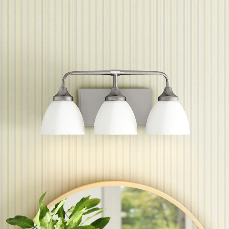 Éclairage de salle de bain à intensité variable 3 lumières Cariah, Nickel satiné