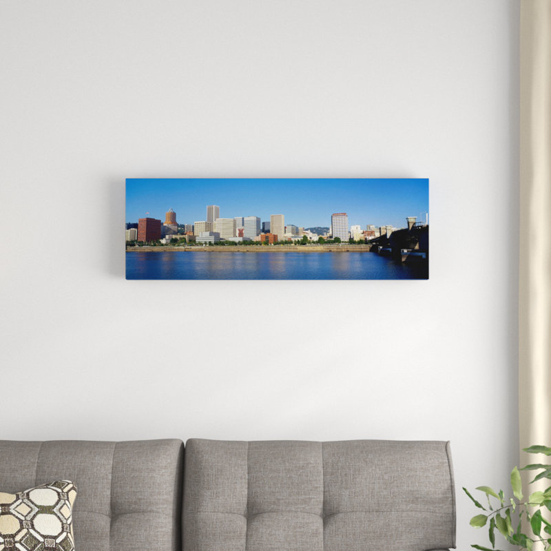 Bâtiments sur le front de mer, Portland, Oregon, États-Unis par Panoramic Images - Impression sur toile tendue sur châssis