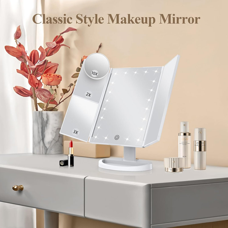 Miroir de maquillage à trois volets avec lumières