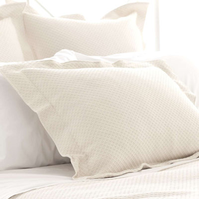 Petite Trellis Matelasse Sham