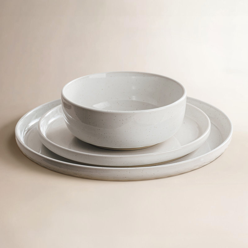 Daytona 12 Piece Stoneware Dinnerware Set - Service for 4, White