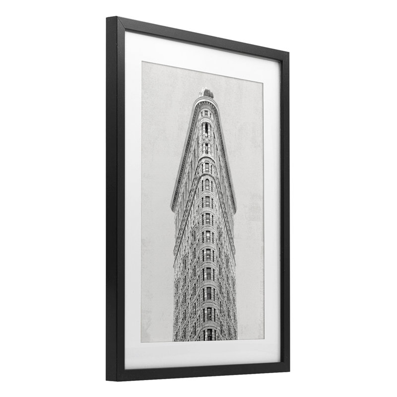 Flatiron Building Architecture, reproduction encadrée sous verre, design par Wild Apple Portfolio, Cadre noir minuit