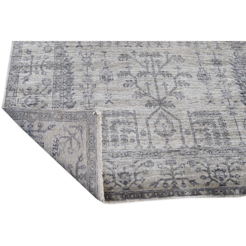 Oriental Area Rug, Rectangle 5' x 8'