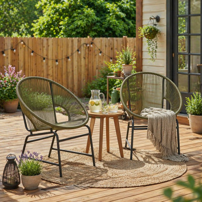 Ensemble de chaises de patio en osier