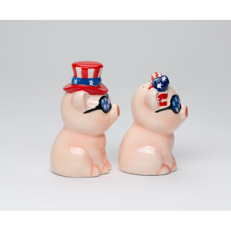 Salt And Pepper Shaker Set