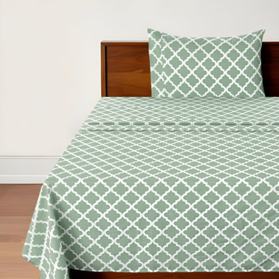 Three Piece Green and White Quatrefoil Microfiber Twin Sheet Set