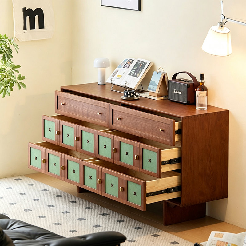 Commode à six tiroirs dorée de couleur rétro