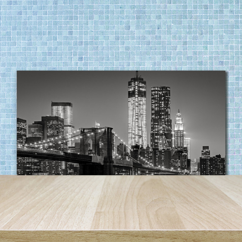 Alisana Black And White - Manhattan By Night - No Frame Print on Glass