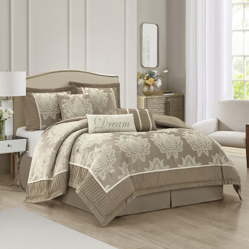 Ensemble d'édredon damassé traditionnel 7 pièces Therese, Édredon de très grande taille et 6 pièces suppl, Beige