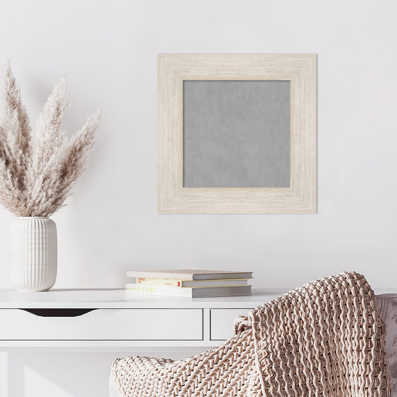 Tableau magnétique à cadre blanc délavé en bois franc, H 17 po x l 17 po