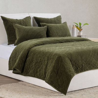 Elms Velvet Cotton Blend Quilt