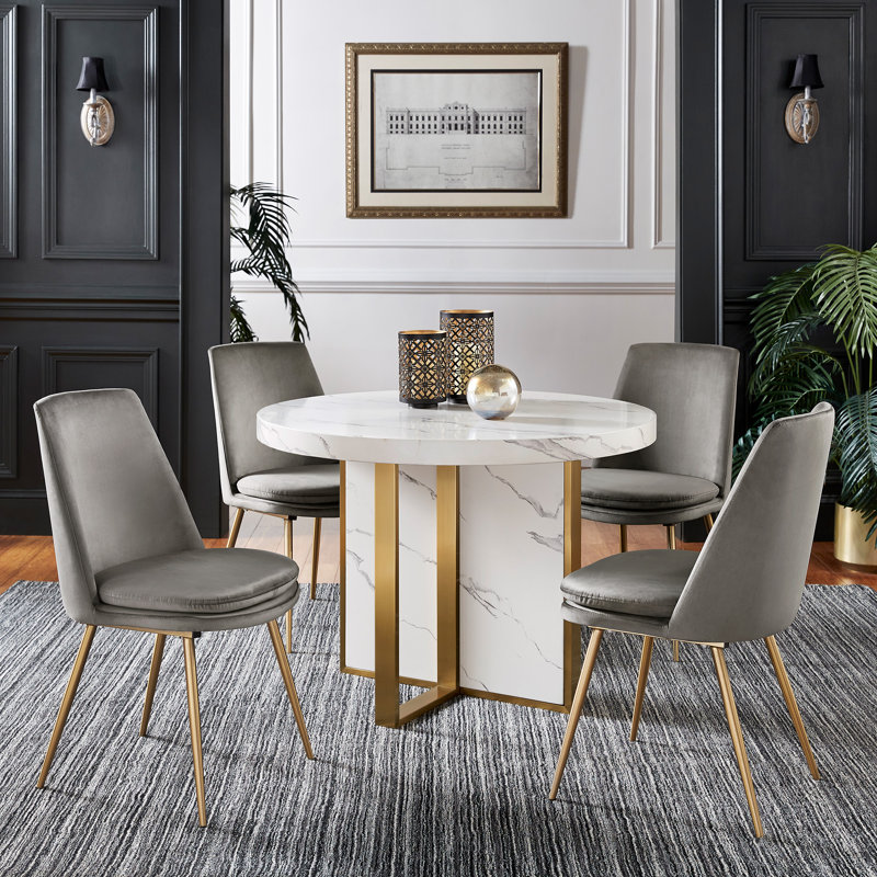 Ensemble repas pour quatre personnes, Blanc