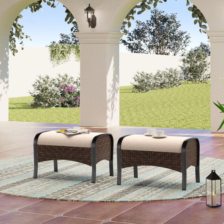Outdoor Ottomans With Cushions 