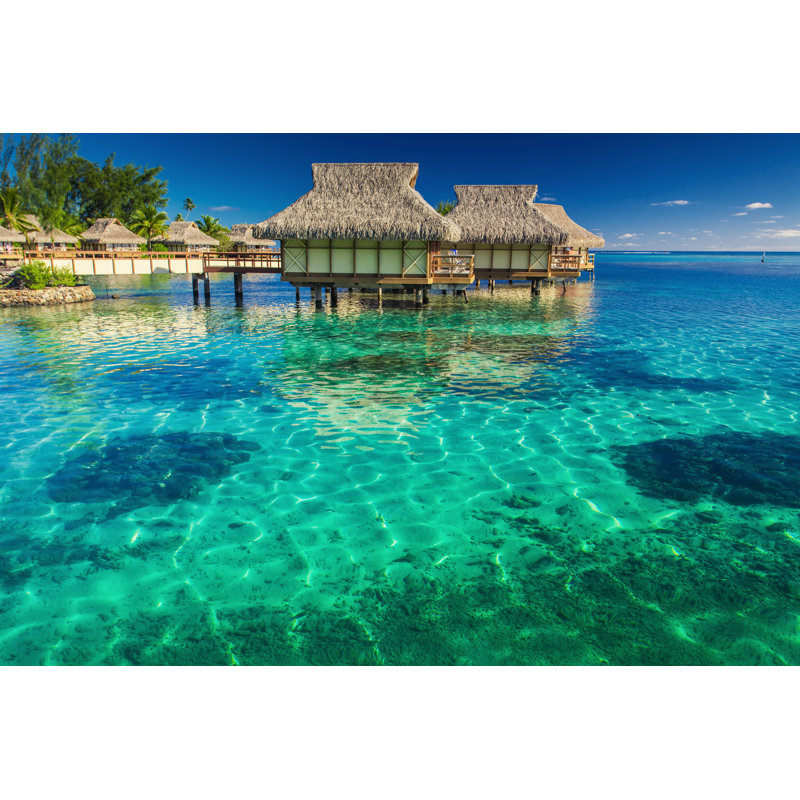 «Villa in the lagoon» par Denja1 - Photographie sur toile tendue, L 12 po x H 8 po