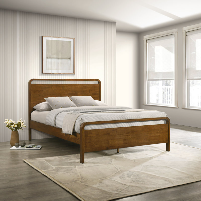 Roundhill Furniture Eldren Wood Platform Bed in Walnut Finish, Queen, Queen