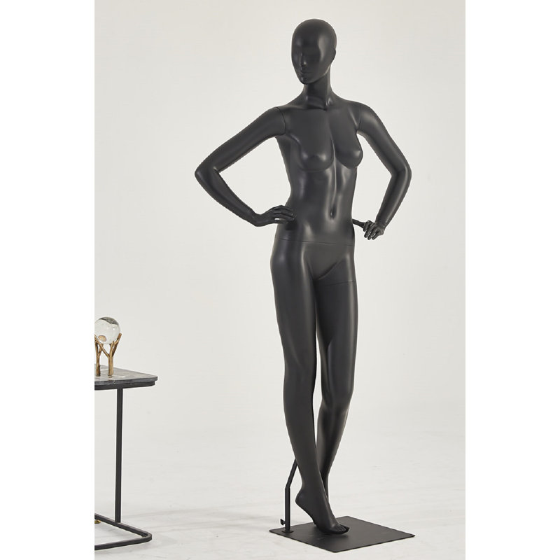 Alesha People Statue