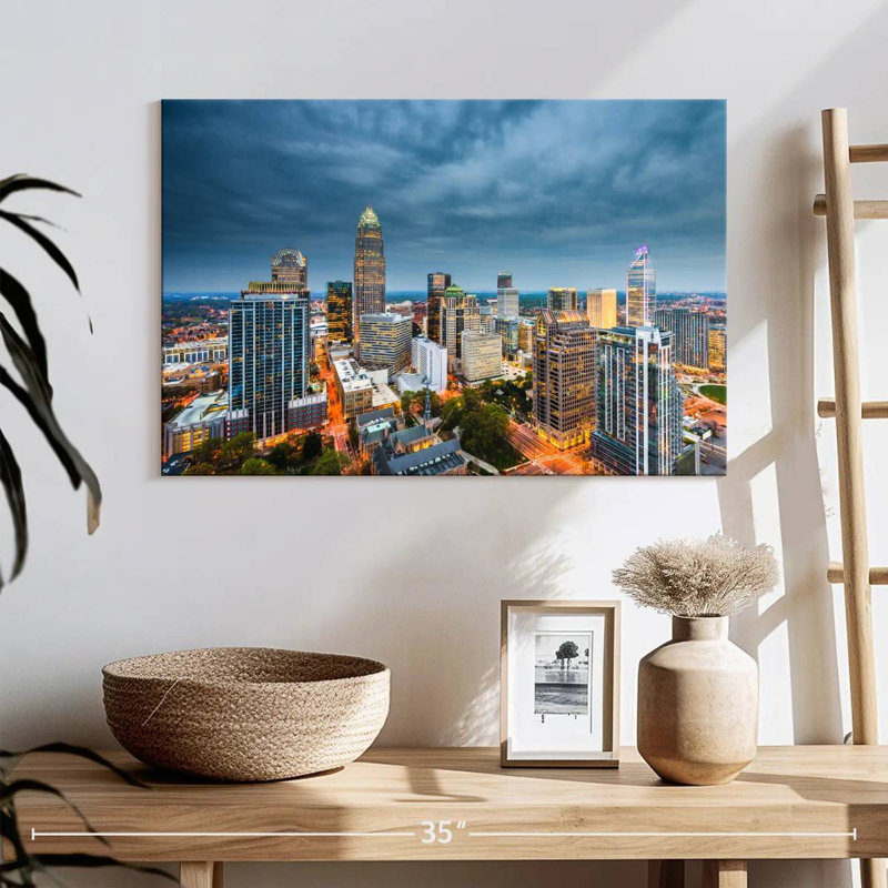 Nicci Charlotte Blue Hour, H 16 po x l 24 po
