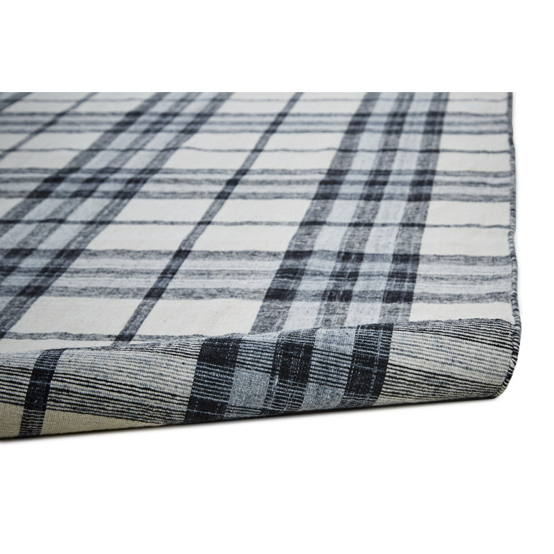 Pender Plaid Indoor / Outdoor Rug, Rectangle 5' x 8'