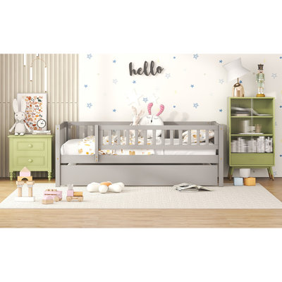 Lit de jour simple avec couchette et barrière de sécurité, structure blanche, sans sommier et barrière de sécurité