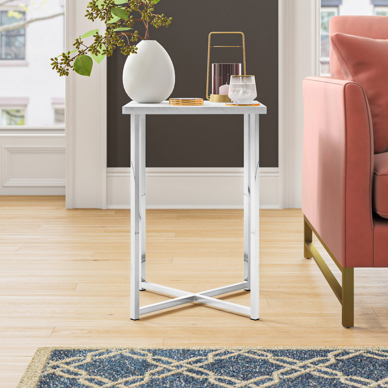 Table de bout à pieds croisés Marilina, Faux blanc / Chrome