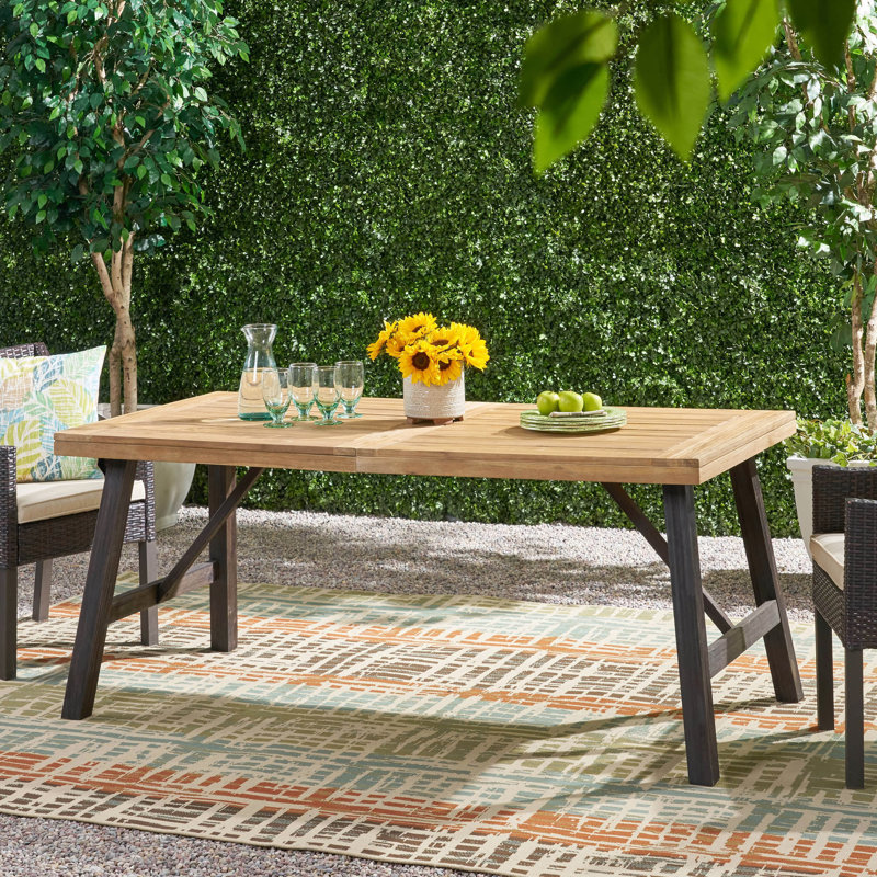 Table à manger en bois - Panneaux à lattes pour une maison rustique 3 pièces