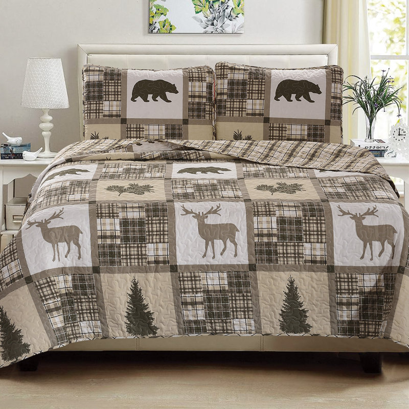 Lodge Patchwork Reversible Quilt Set with Shams, Full / Queen Quilt + 2 Standard Shams, Stonehurst