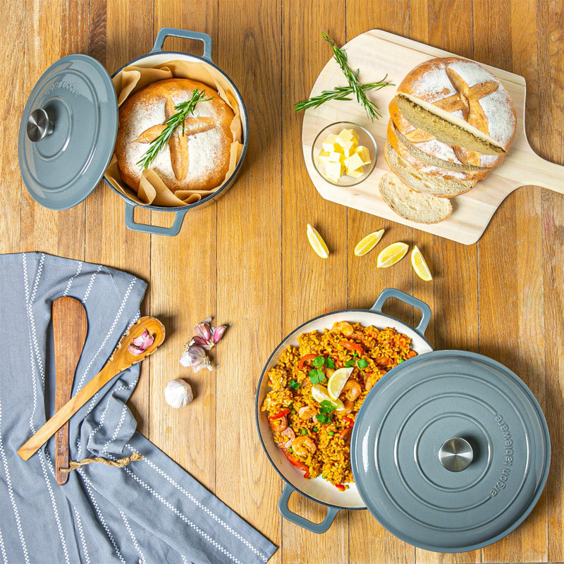 Argon Tableware - Shallow Cast Iron Casserole Dish, Grey