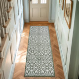 Feya Machine Woven Synthetic Damask Aera Rug in Green/White
