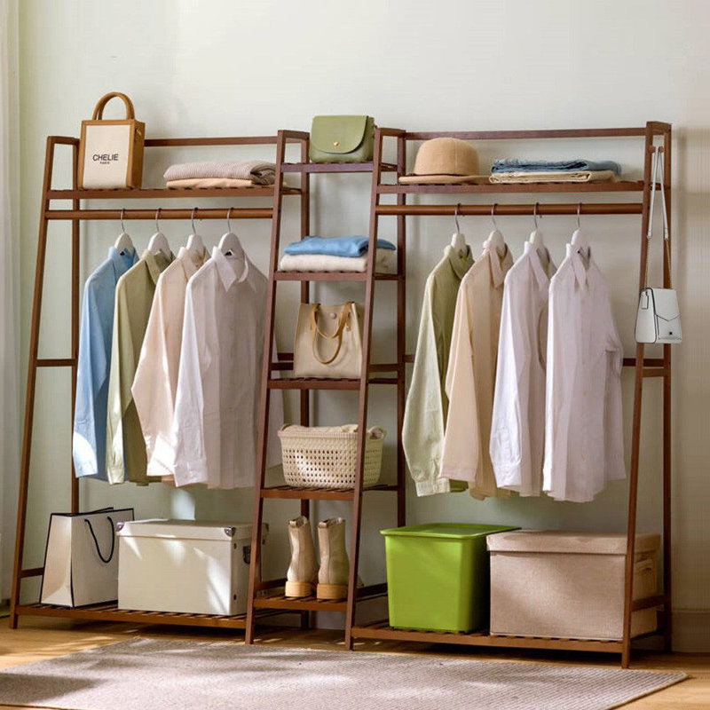 Cruce Clothing Rack
