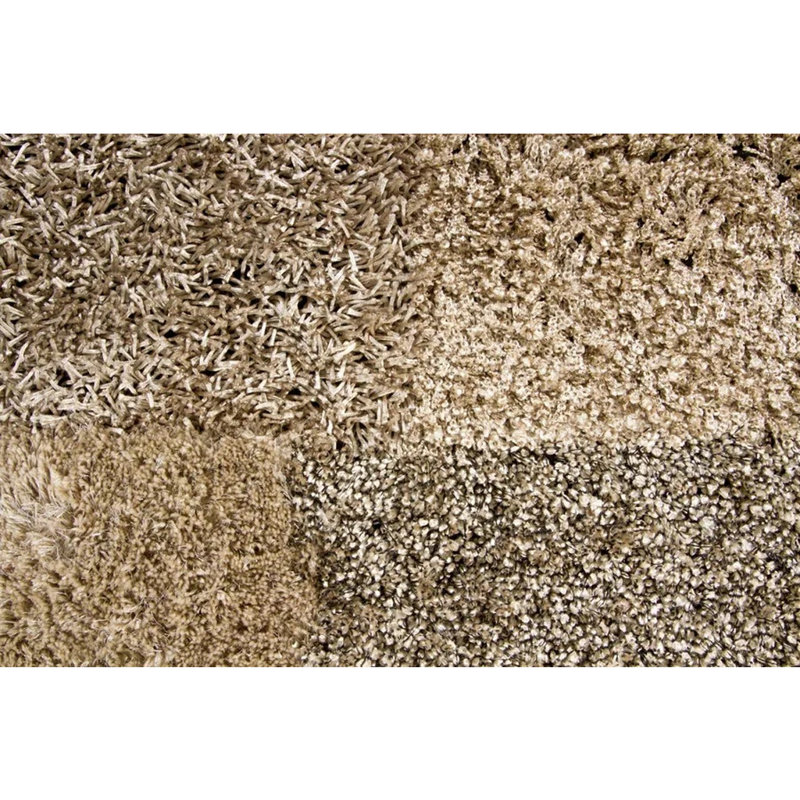Tapis zone beige poils longs Taiquita, Rectangle 5 pi x 7 pi 6 po
