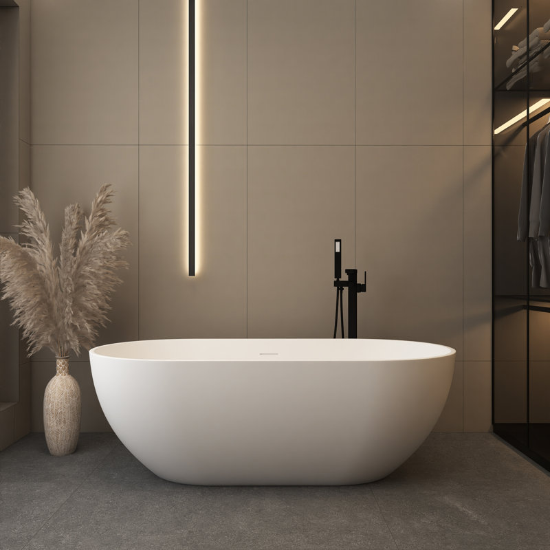 Baignoire de trempage autoportante de 63 po x 29 po blanche matte