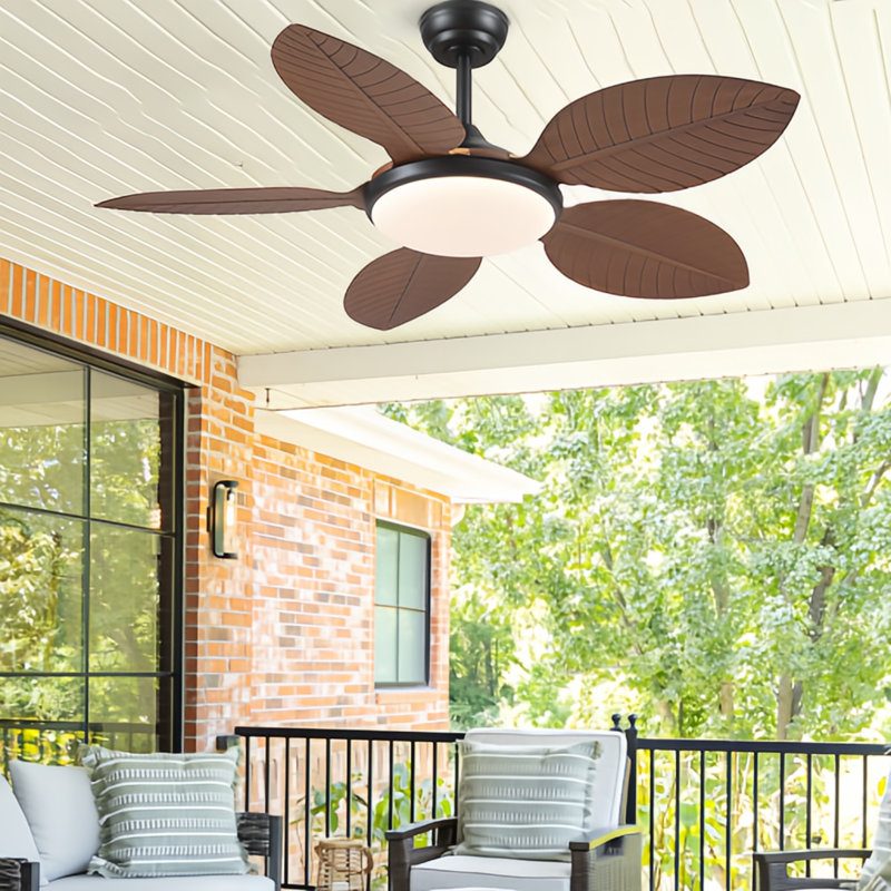 Ventilateur de plafond 48 pouces à 5 pales avec feuilles à DEL et télécommande, Brun