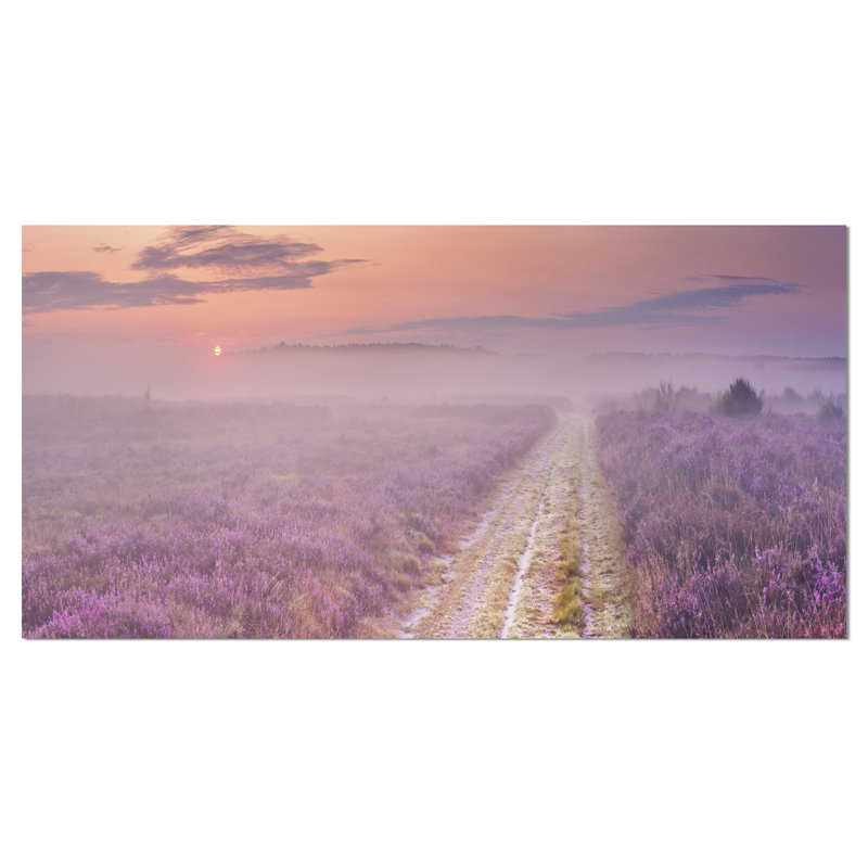 "path through heather" , reproduction de photo sur toile tendue, H 28 x l 60 po x P 1 po
